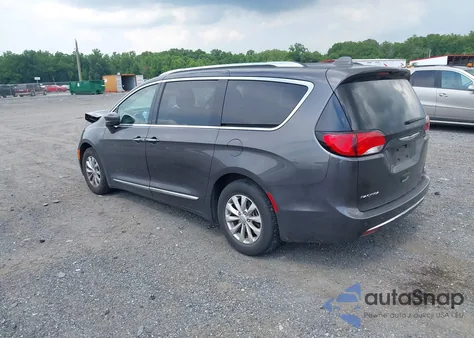 2019 Chrysler Pacifica Touring L from USA, damaged, VIN 2C4RC1BG0KR576114
